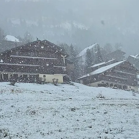 Chatel, La Vue Des Gentianes Châtel